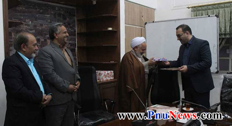 علیرضا پاک گوهر به عنوان رییس دانشگاه پیام نور میبد منصوب شد